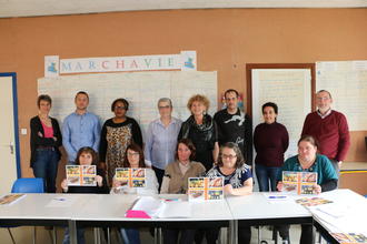 Marie-Jo Chatevaire (au centre) conseillère départementale avec les allocataires du RSA participant aux ateliers à Fontenay-le-Comte. 