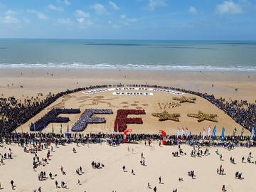 Fresque humaine de Foot'Océane 2019