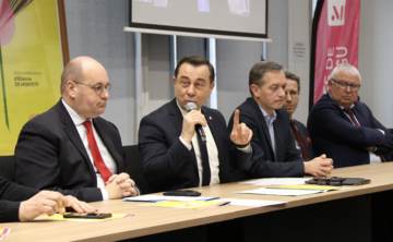 Antoine Chéreau, président de Terres de Montaigu ; Alain Leboeuf, président du Département ; Guillaume Jean, président de la commission Culture et Eric Salun, conseiller départemental du canton de Montaigu.