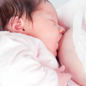 Semaine mondiale de l'allaitement maternel / Photo : Fotolia Magalice